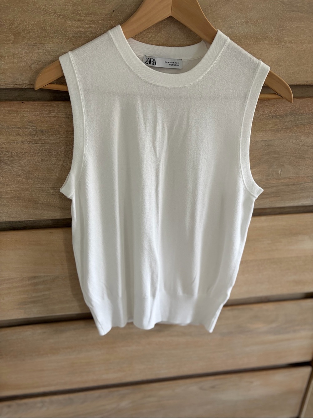Zara White Ribbed Sleeveless Knit Tank